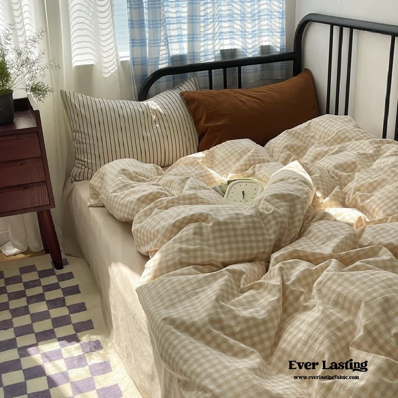 thick jersey blanket-Mixed Gingham Striped Bedding Set / Brown