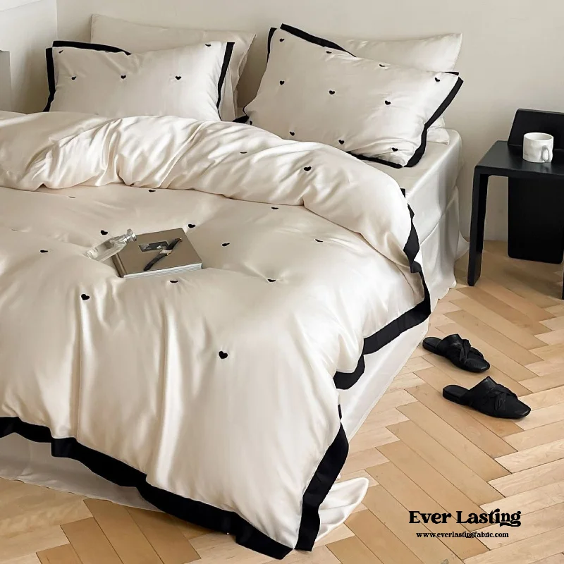 lightweight linen bedspread-Silky Black Heart White Bedding Set / White + Black