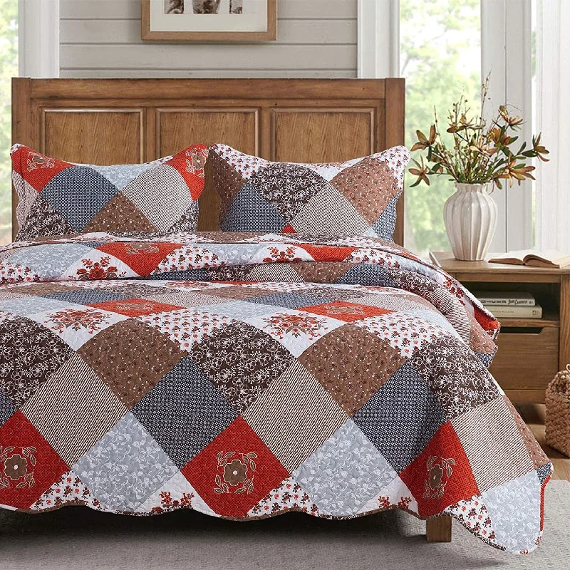 modern geometric quilt-Amaranth Red Floral  Patchwork Reversible 3 Pieces Floral Quilt Set with 2 Pillowcases