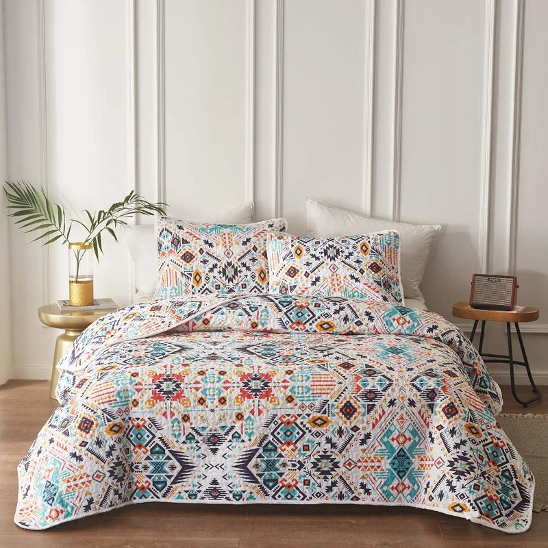 warm flannel mattress topper-Bohemian Geometric Aztec Chic 3 Pieces Quilt Set With 2 Pillowcases