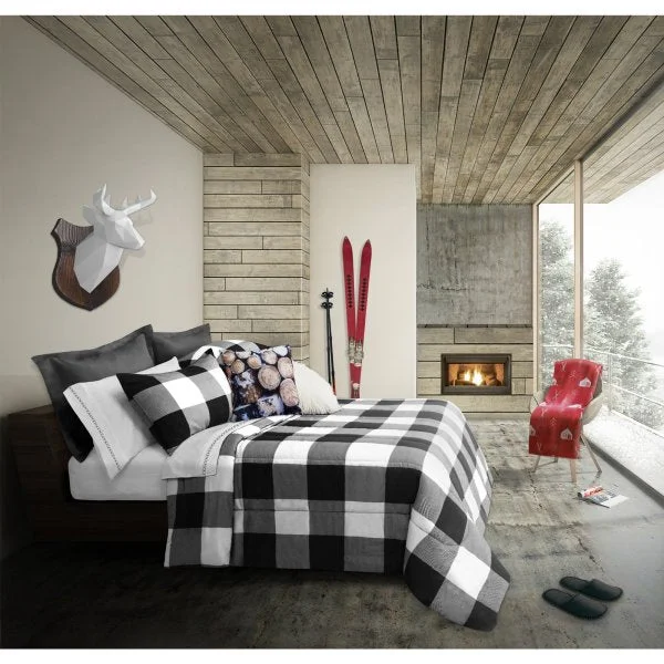 cozy silk duvet cover-Buffalo Plaid Comforter set (2 or 3 pieces)--White/Black