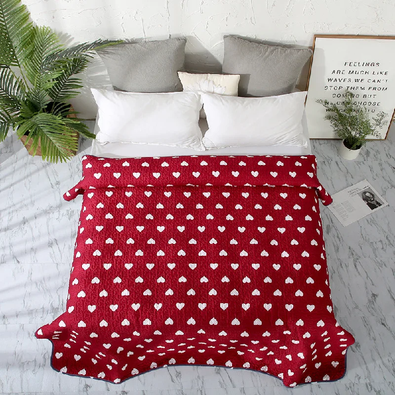 soft silk duvet-Christmas Element Red Quilt Set with 2 Pillowcases