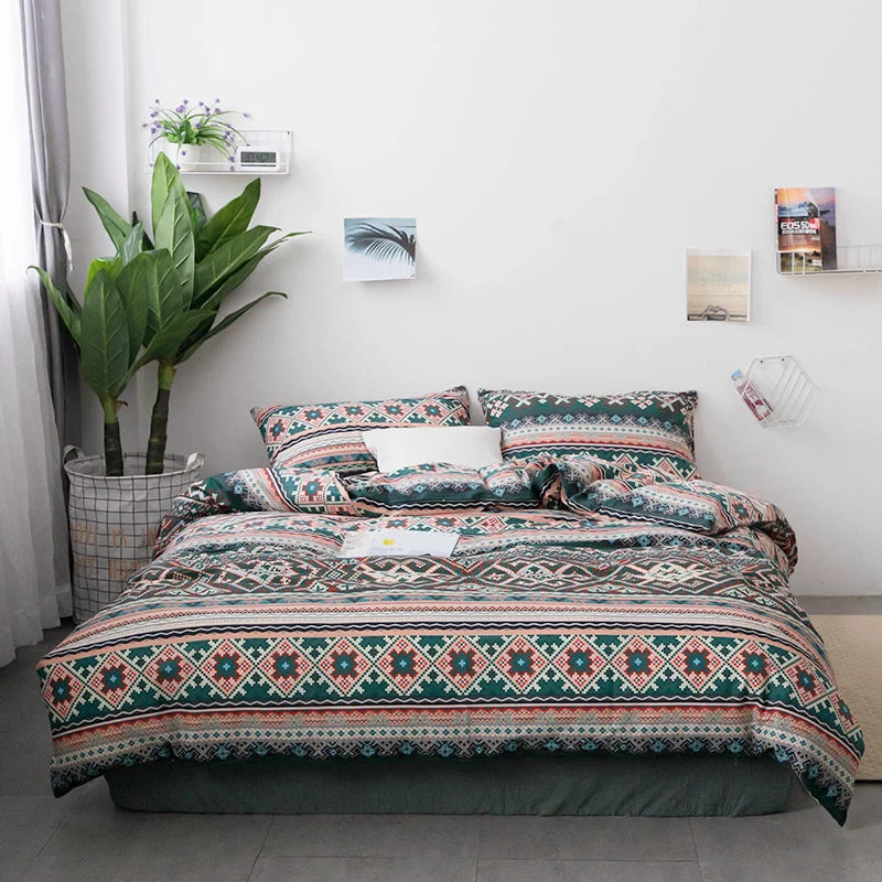 modern geometric pillow-Nordic Minimalist Style 4 Pieces Bohemian Quilt Set 2 Pillows