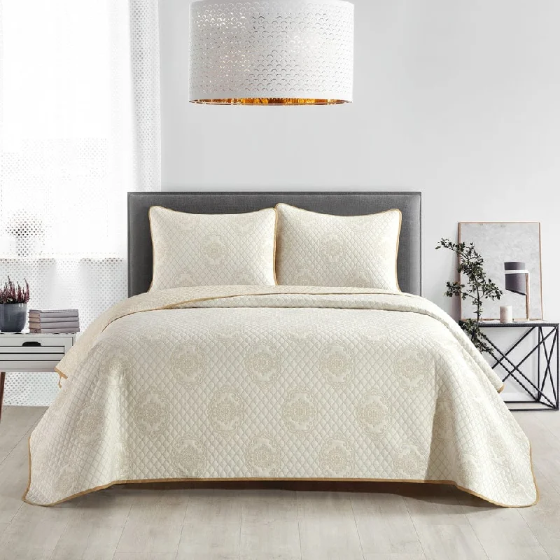 thick cotton bed set-Valentine 3 Piece Quilt Set, Ivory, Geometric Jacquard Cameo Motif