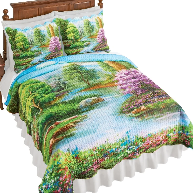 organic silk duvet-Vibrant Spring Scene Scalloped Edge Quilt