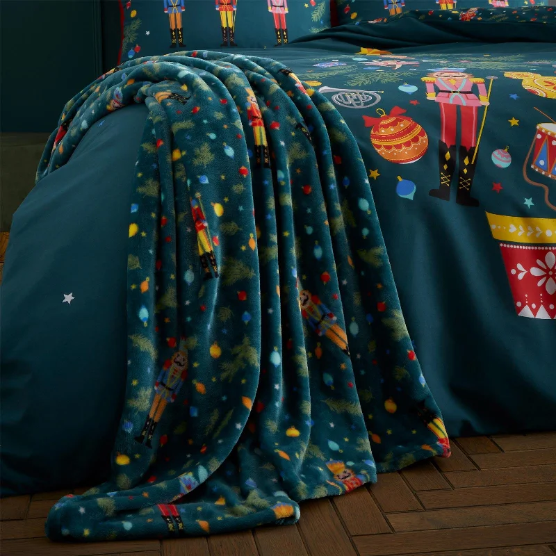 organic flannel comforter-Christmas Nutcracker Throw