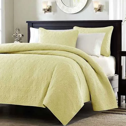 lightweight flannel blanket-King size Yellow Quilted Polyester Microfiber Coverlet Set with Cotton Fill