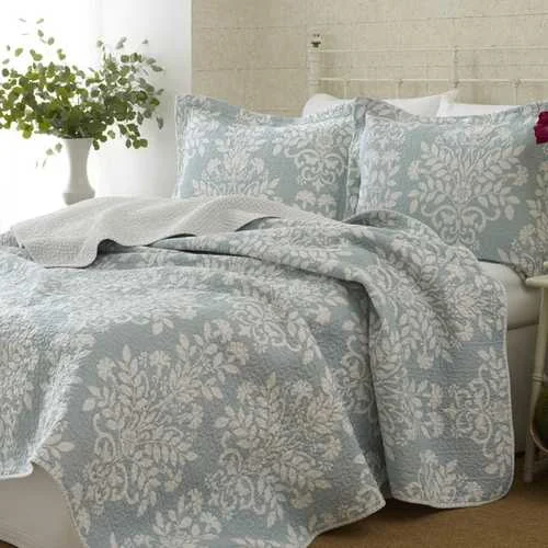 luxury Egyptian cotton bedspread-100% Cotton Twin size 2-Piece Quilt Set with Coverlet and Sham in Blue White Floral Pattern